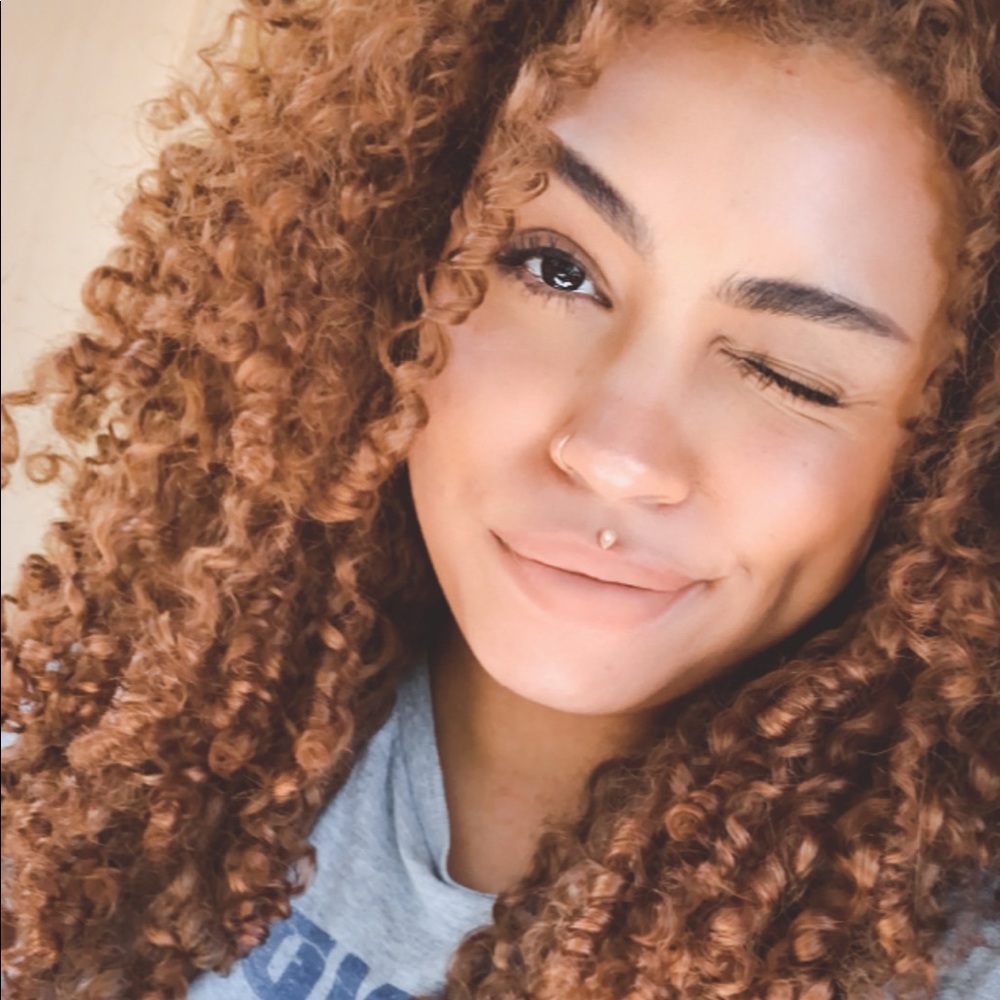 Meet your Posher, Nel